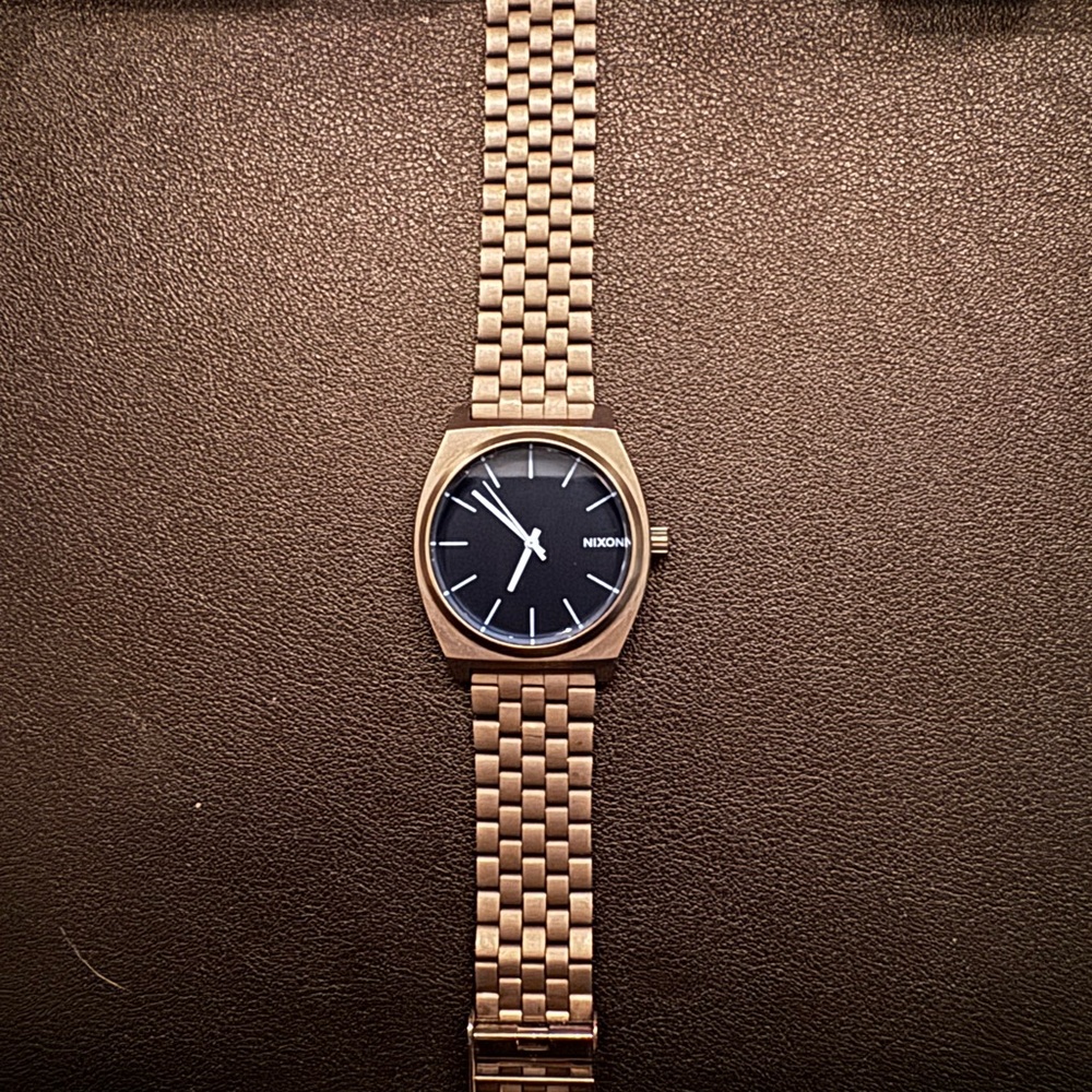 Nixon The Time Teller Minimal Black Stainless Steel Watch | 100M Water Resistant